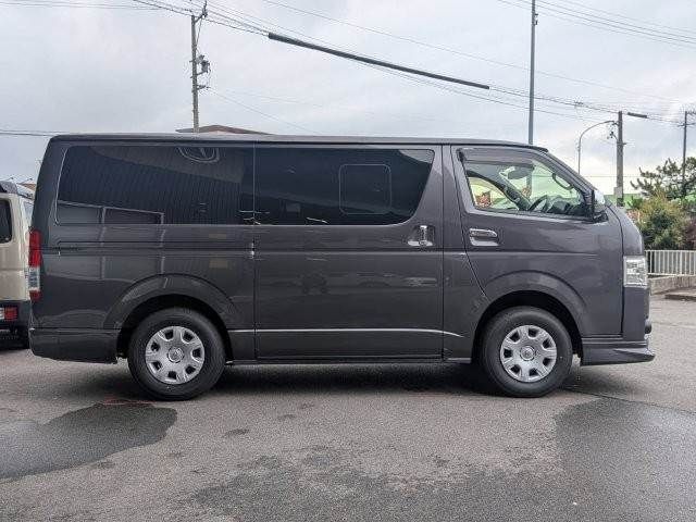 HIACE van 4WD