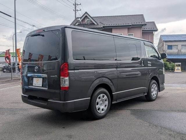 HIACE van 4WD