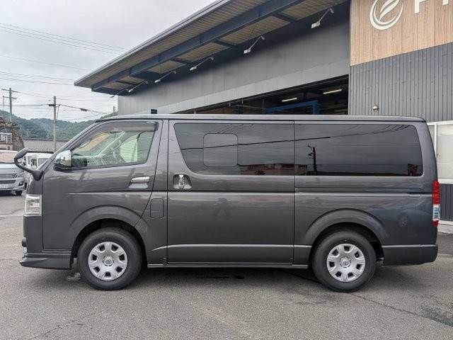 HIACE van 4WD