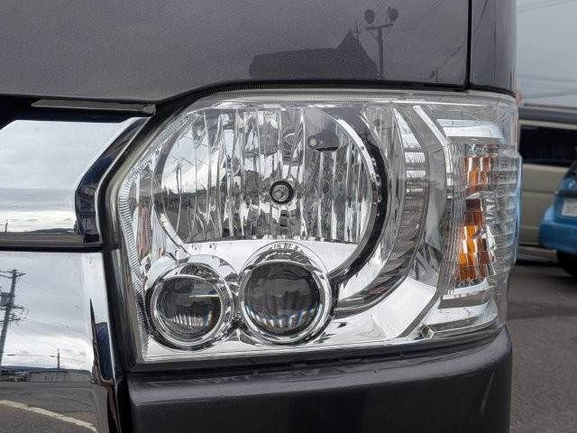 HIACE van 4WD