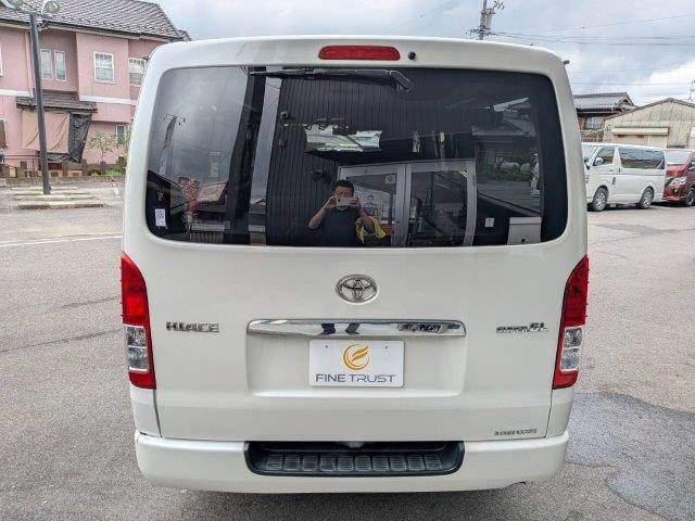 HIACE van 4WD