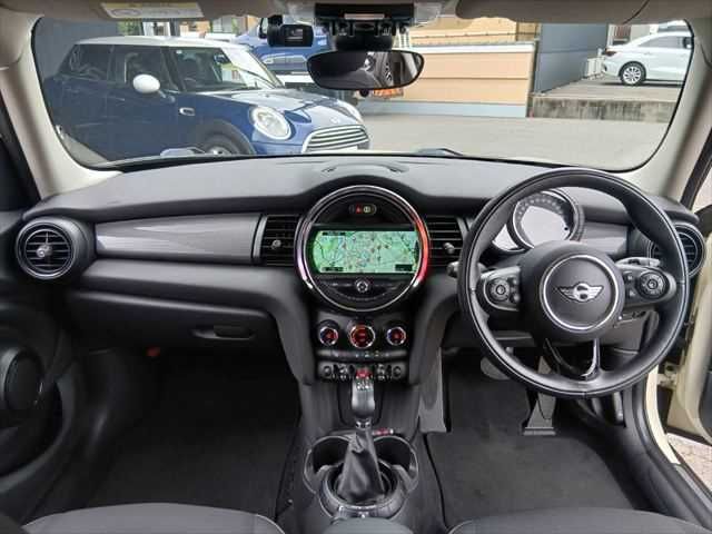 BMW MINI COOPER 5DOOR