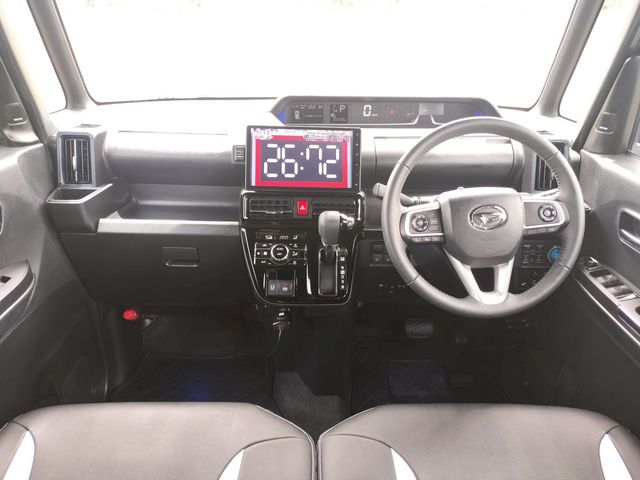 TANTO CUSTOM 4WD