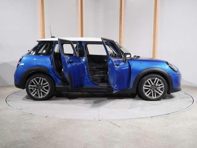 MINI COOPER 5DOOR