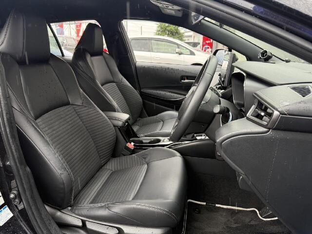 COROLLA TOURING HYBRID 4WD