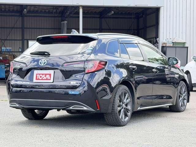 COROLLA TOURING HYBRID 4WD