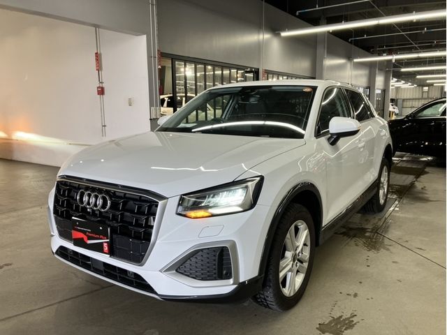 AUDI Q2