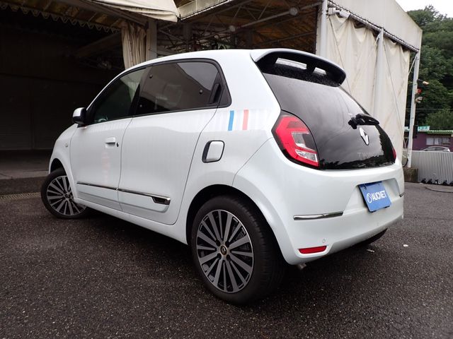 RENAULT TWINGO