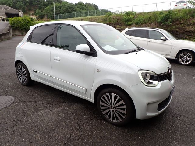 RENAULT TWINGO