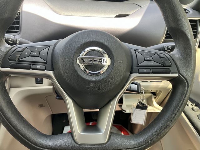 SERENA  S-HYBRID 4WD