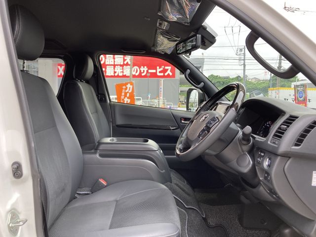 HIACE van 2WD