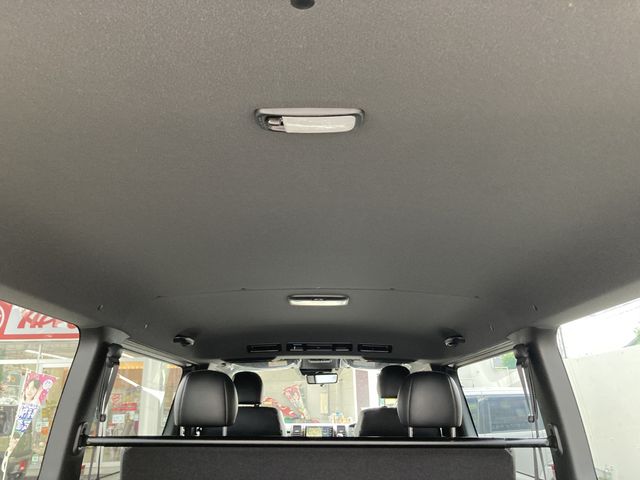 HIACE van 2WD
