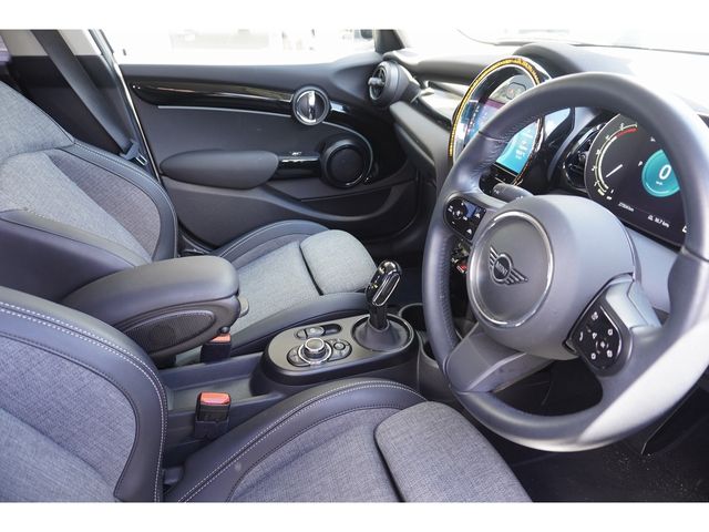 MINI COOPER D 5DOOR