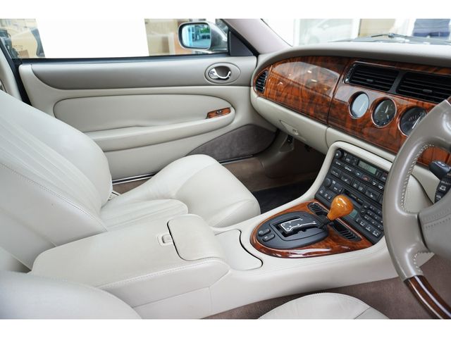 JAGUAR XKseries coupe