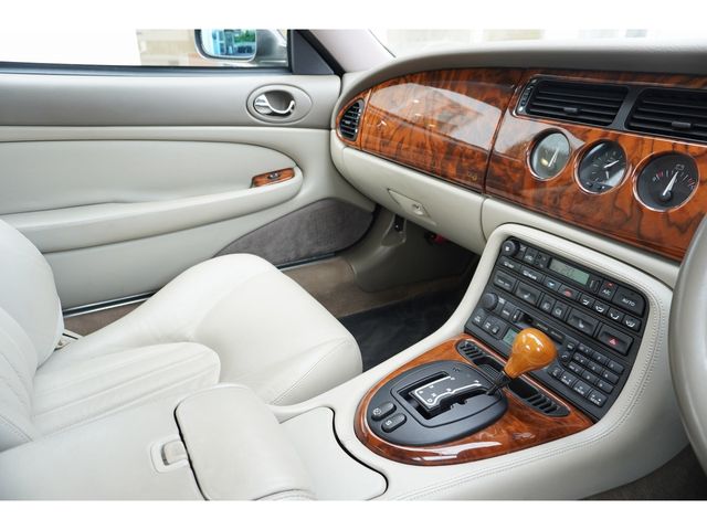 JAGUAR XKseries coupe