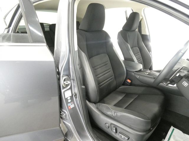 LEXUS NX200t