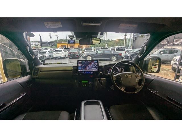 HIACE van 2WD