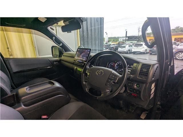 HIACE van 2WD