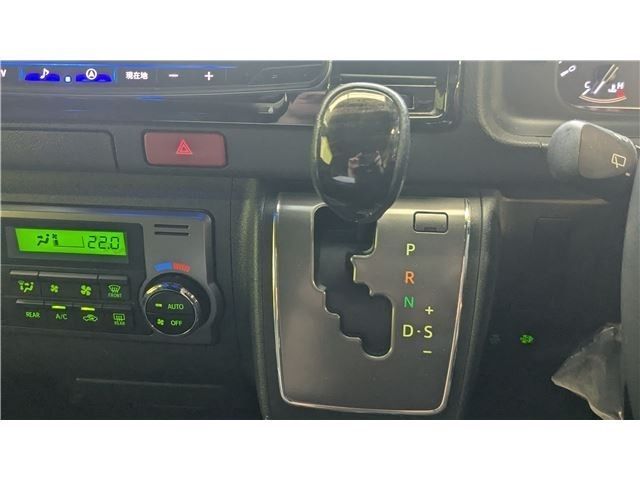 HIACE van 2WD