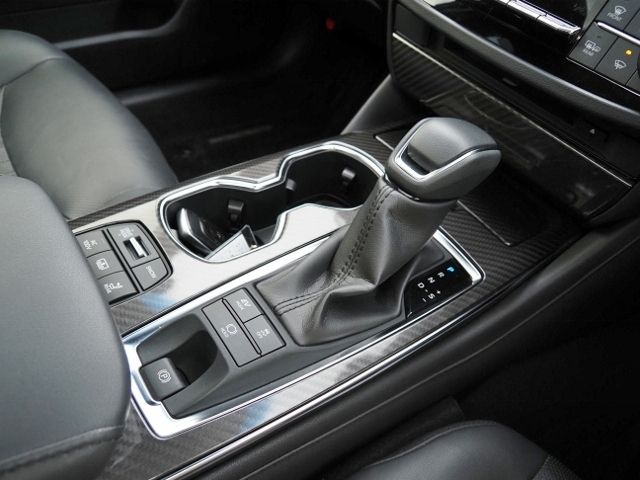 CROWN sedan hybrid 4WD