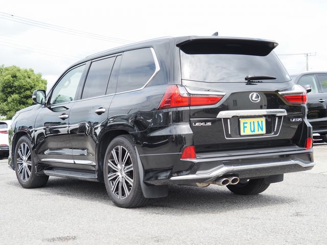LEXUS LX570 AWD