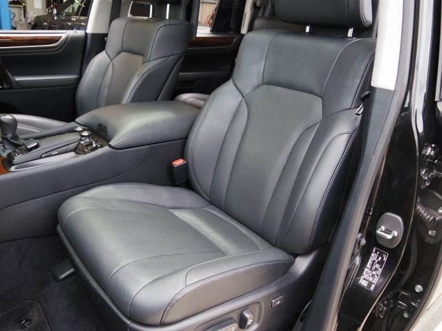 LEXUS LX570 AWD