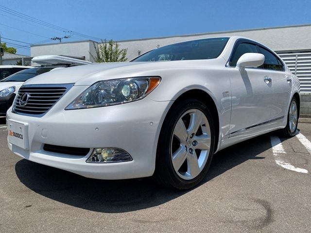 LEXUS LS460