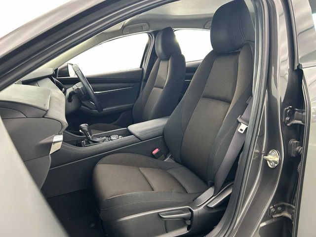MAZDA3 SEDAN