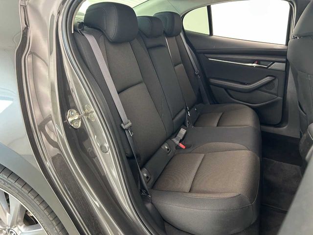 MAZDA3 SEDAN