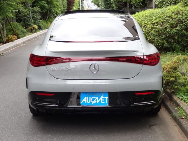 MERCEDES BENZ EQE