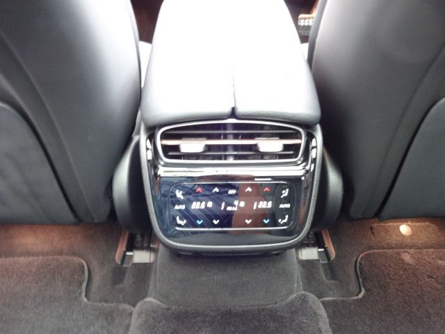 MERCEDES BENZ EQE