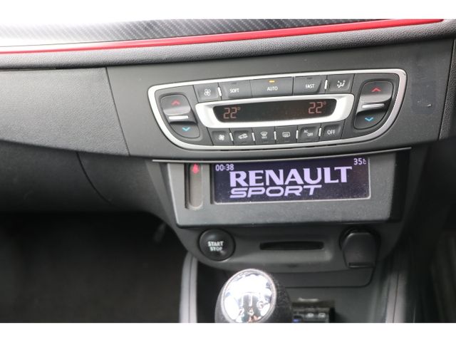 RENAULT MEGANE hatchback