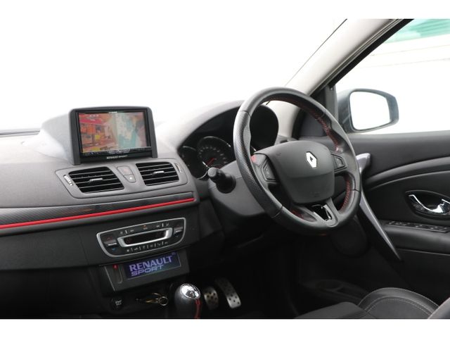 RENAULT MEGANE hatchback