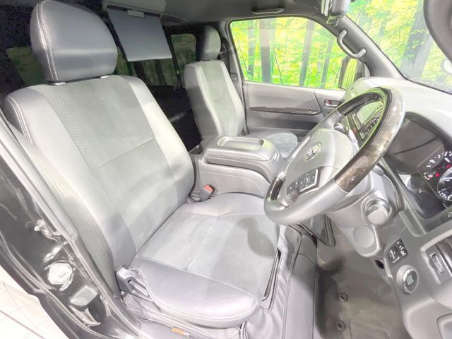 HIACE van 4WD