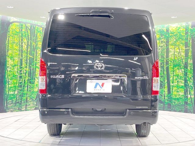 HIACE van 4WD