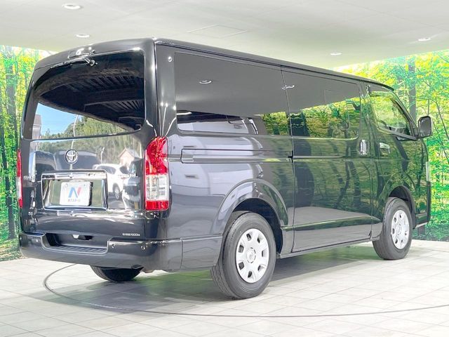 HIACE van 4WD