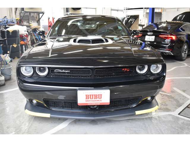 DODGE CHALLENGER