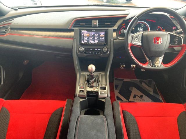 CIVIC hatchback