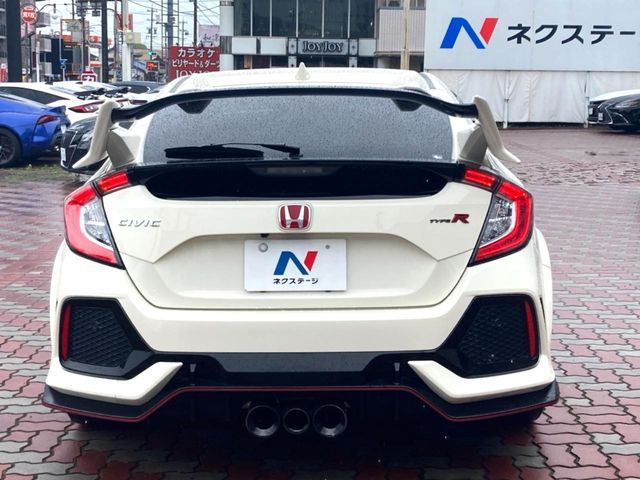 CIVIC hatchback