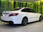 CROWN sedan hybrid 4WD