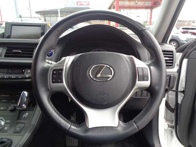 LEXUS CT200h
