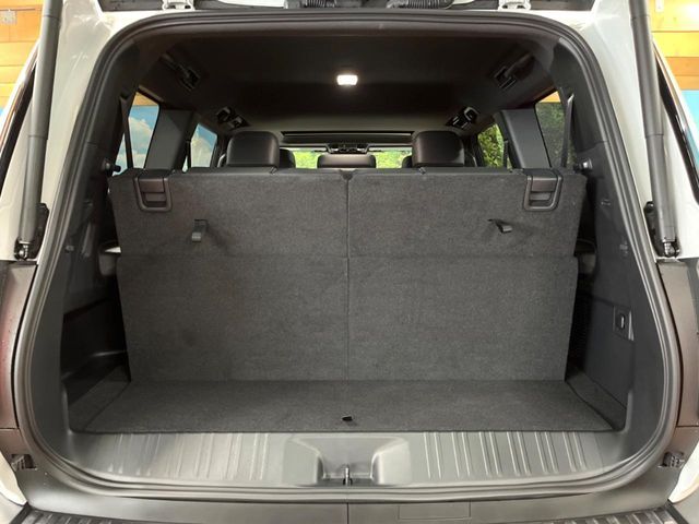 LANDCRUISER 250