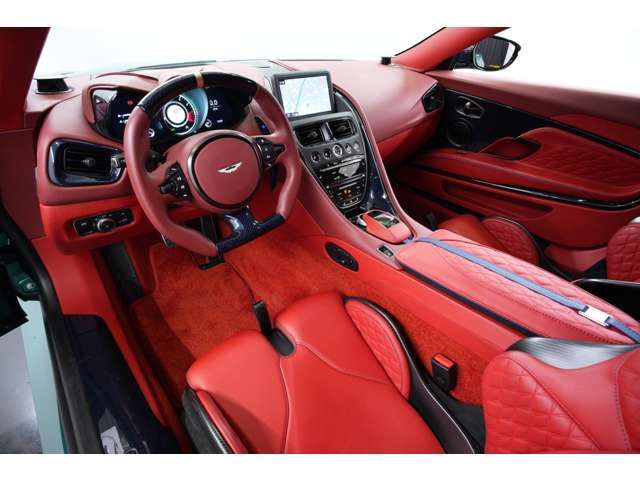 ASTON MARTIN