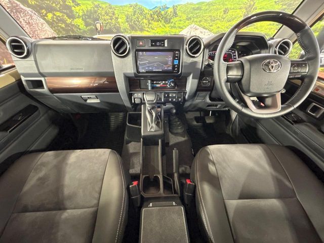 LANDCRUISER 70