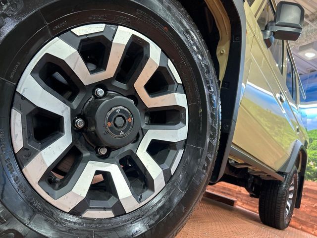 LANDCRUISER 70