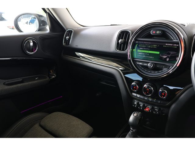 MINI COOPER D CROSSOVER