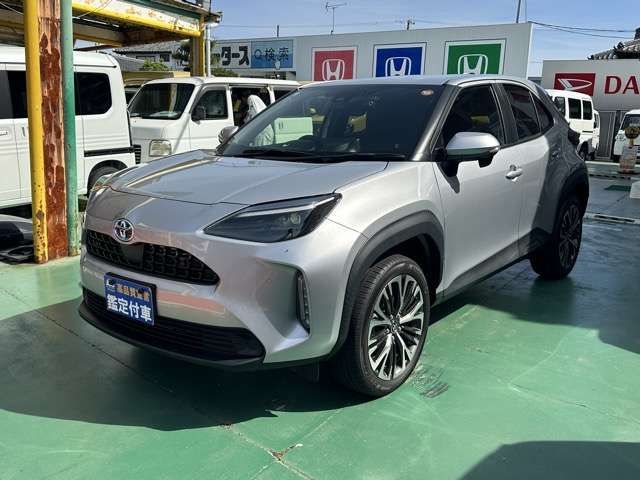 YARIS CROSS HYBRID
