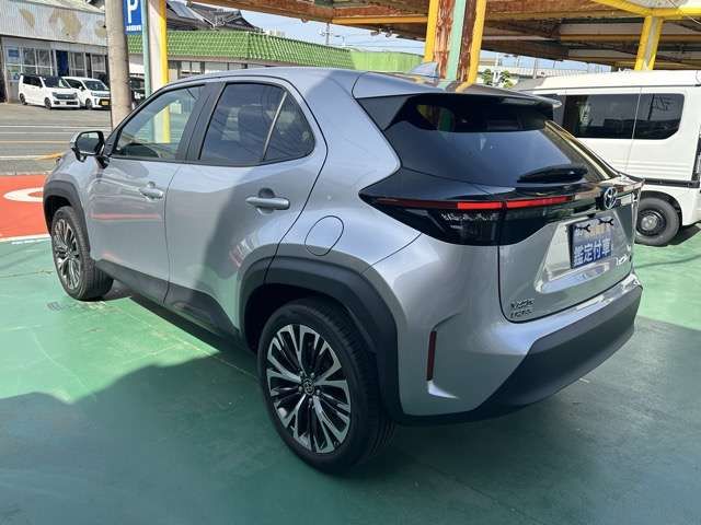 YARIS CROSS HYBRID