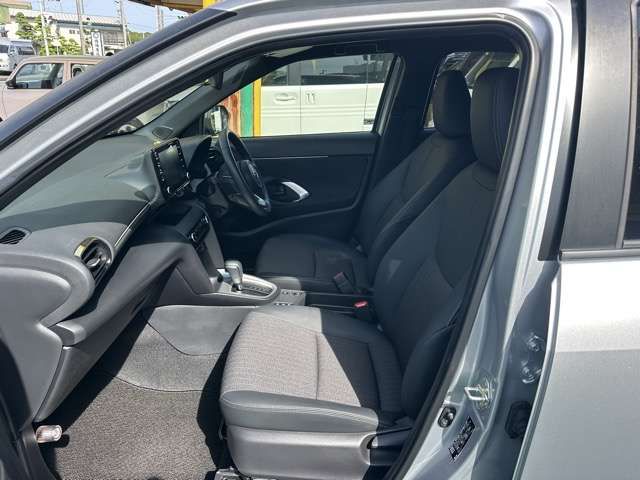 YARIS CROSS HYBRID