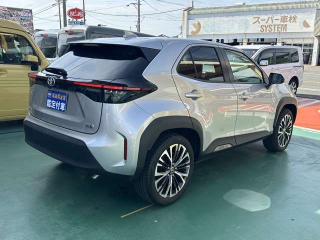YARIS CROSS HYBRID